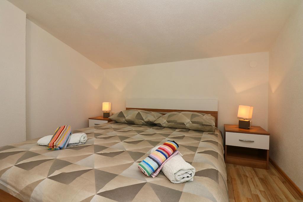 Apartment Antonio Jezera Exteriér fotografie